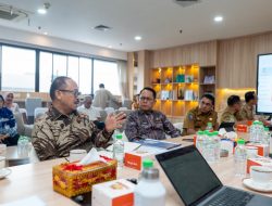 Gubernur SDK Amankan Bantuan Rp5 Juta untuk 487 Keluarga Miskin di Sulbar