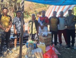 Polsek Tommo Salurkan Bantuan Kepada Korban Kebakaran