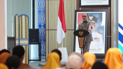Gubernur SDK Lantik Dewan SDA dan Komisi Irigasi Sulbar
