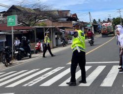 Ditlantas Polda Sulbar Aktif Berikan Pelayanan dan Edukasi Lalu Lintas di SMA Negeri 1 Kalukku