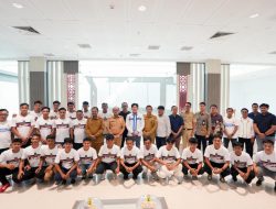 Gubernur SDK Lepas Persimaju ke Liga 4 Piala Presiden