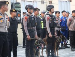 Tim Gabungan Polresta Mamuju dan Polda Sulbar Kerahkan Dua Anjing Pelacak Buru Pelaku Pemukulan Polisi di Demo BWS