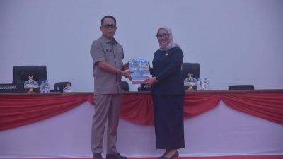 Sekprov Junda Serahkan Ranperda Pertanggungjawaban Pelaksanaan APBD Tahun Anggaran 2025