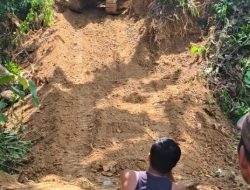 Swadaya Buka Jalan Tani, Warga Dusun Botteng Apresiasi Kades Salukayu