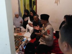 Kapolda Sulbar Melayat Rumah Duka Almarhum Aipda Andi Marjan