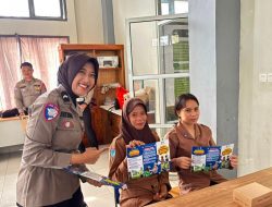 Polantas Karib Polda Sulbar Sapa Pelajar di SMAN 2 Mamuju