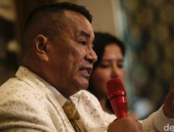 Hotman Paris Puji Ketegasan Prabowo di Kasus Febrie Adriansyah