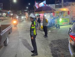 Tak Kenal Waktu, Polresta Mamuju Jaga Keamanan dan Kelancaran Lalu Lintas