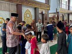 Polda Sulbar Hadirkan Keberkahan Bersama Anak Yatim dan Santri