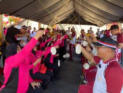 Kapolda Sulbar Bersama seluruh personel Lepas Penat, Seru-seruan Lomba Rakyat