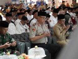 Momen Hangat Perayaan Maulid, Kapolda Bersama Pemda Komitmen Jaga Kedamaian Sulbar