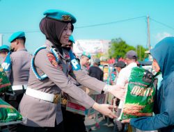 Refleksi 24 Tahun Pengabdian, Bid Propam Polda Sulbar Gelar Bakti Sosial Sasar Tukang Becak