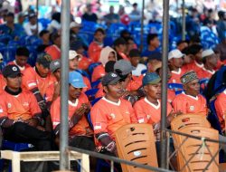 Sandeq Siap Taklukkan Rute Palipi Majene Menuju Pantai Bahari Polman