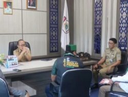 Kaban Kesbangpol Dampingi Gubernur SDK Terima Audiensi HMI dan KAHMI