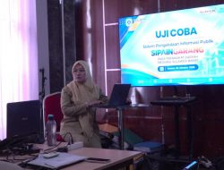 Diskominfopers Sulbar Uji Coba Aplikasi Sipaingngarang