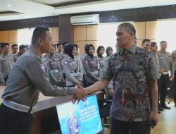 Wujudkan Polisi Bersama Masyarakat, Kapolda Sulbar Tekankan Pelayanan Bersih dan Polantas Humanis