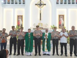 Kehangatan Minggu Kasih Kapolda Sulbar di Gereja Santa Maria