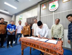 Karo Pemkesra Dampingi Gubernur SDK Penandatanganan Kesepakatan dengan PT PLN